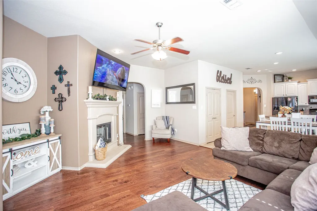5009 Cassidy Lane Fort Worth TX 76244