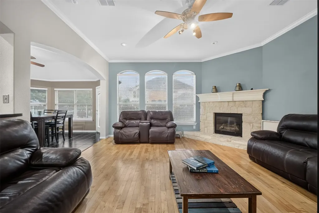 701 Boone Trail Mansfield TX 76063