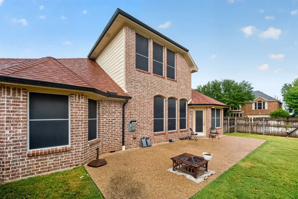 701 Boone Trail Mansfield TX 76063