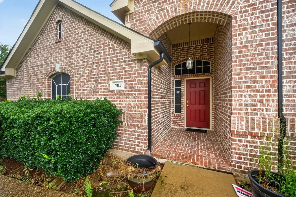 701 Boone Trail Mansfield TX 76063