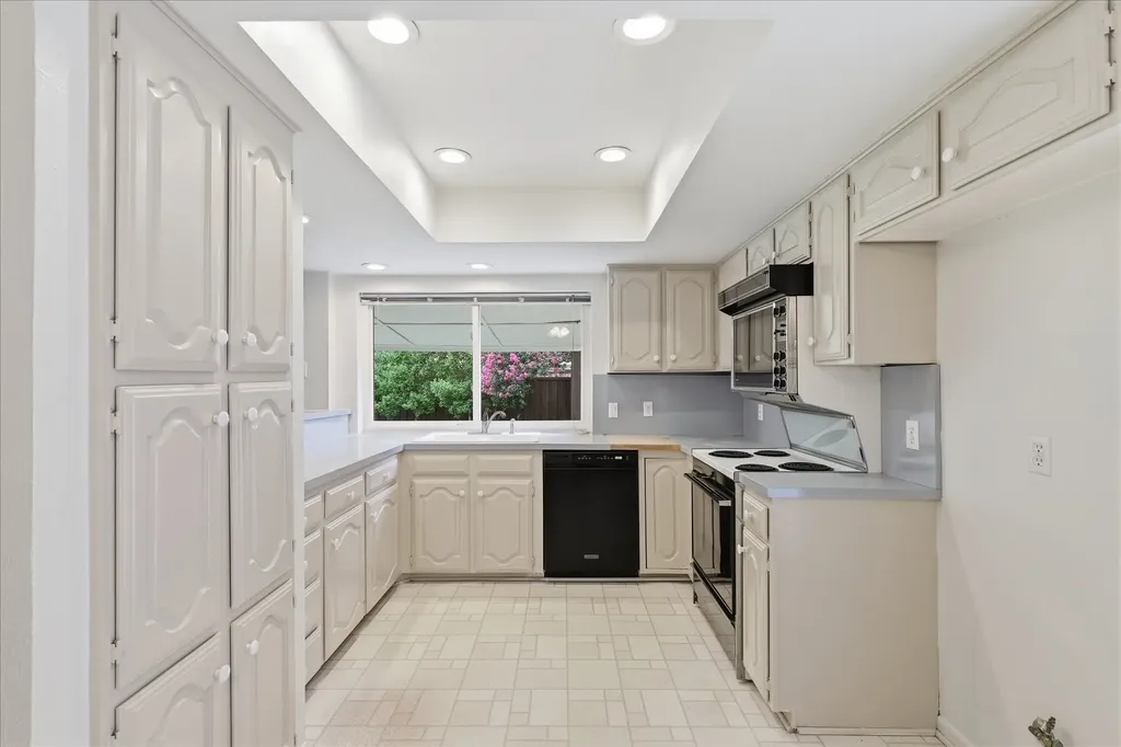 1909 Blake Drive Richardson TX 75081