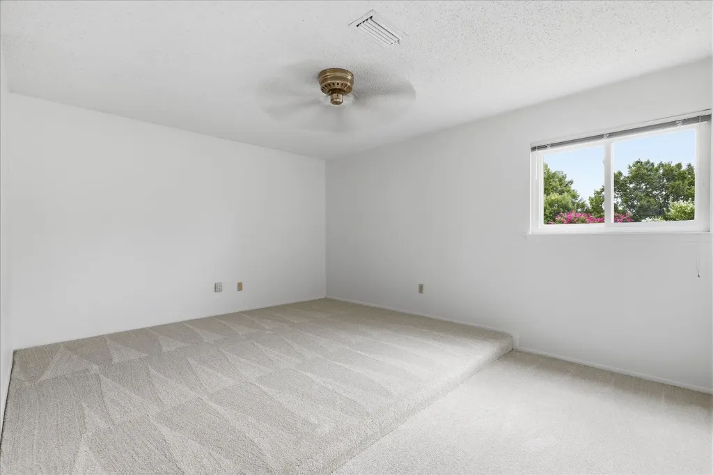 1909 Blake Drive Richardson TX 75081