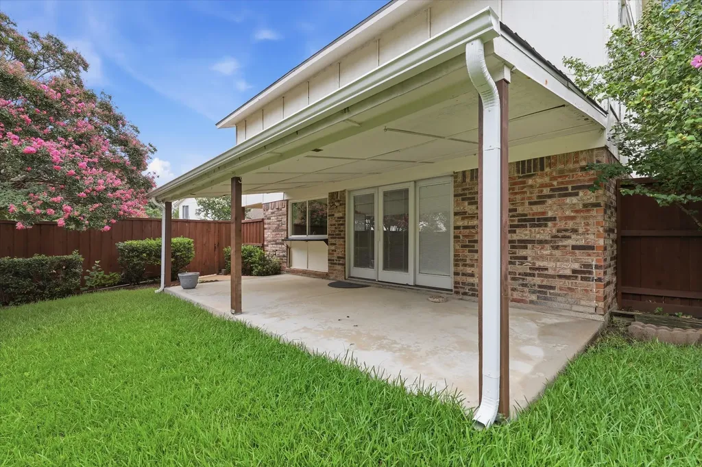 1909 Blake Drive Richardson TX 75081