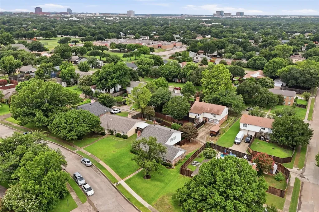 1909 Blake Drive Richardson TX 75081