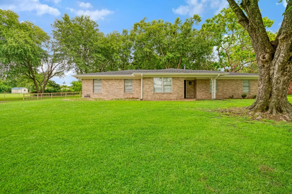 5880 Pine Mill Road Reno TX 75462