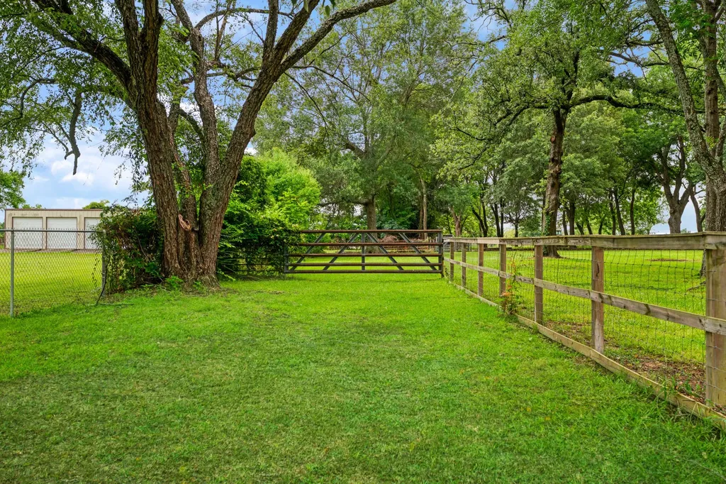 5880 Pine Mill Road Reno TX 75462