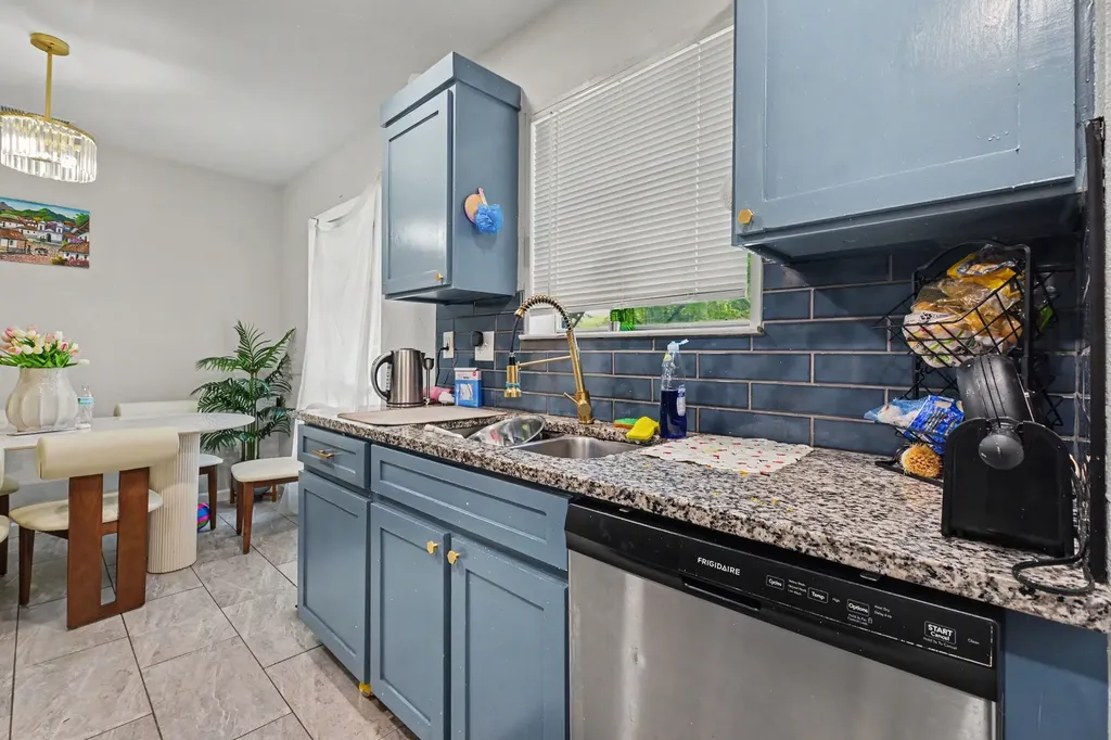 1809 Homestead Place Garland TX 75044