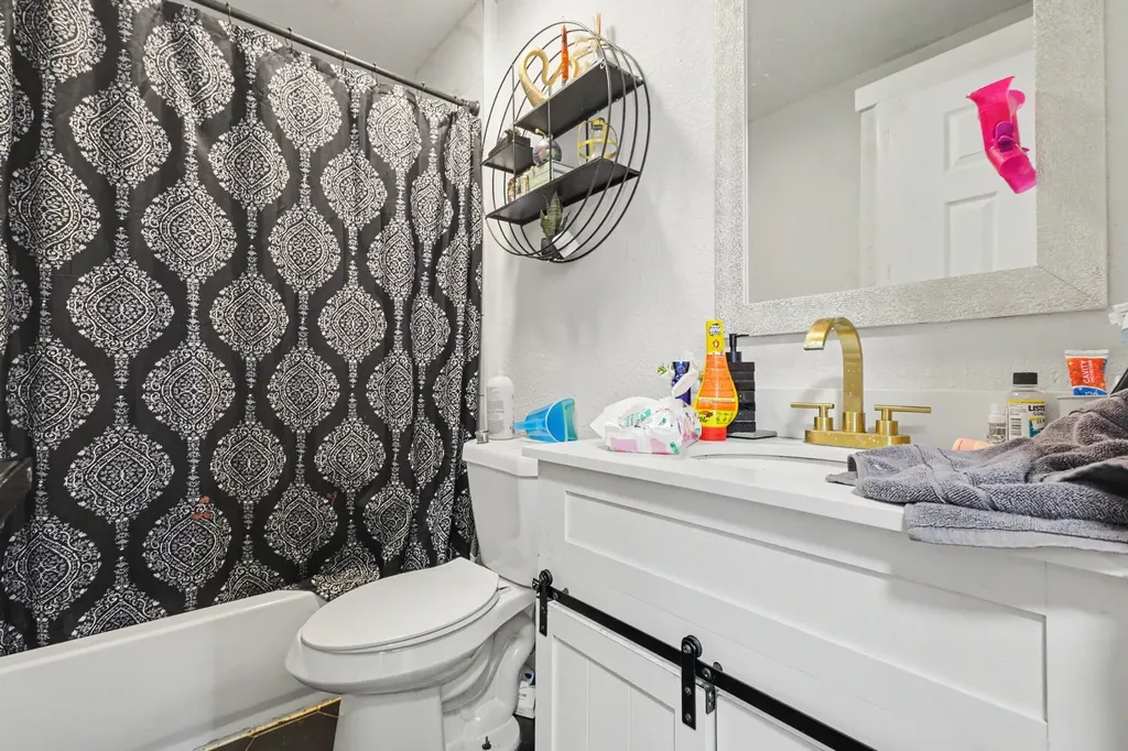 1809 Homestead Place Garland TX 75044