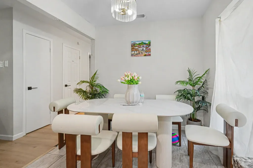 1809 Homestead Place Garland TX 75044
