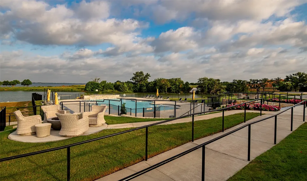 619 Osprey Court Heath TX 75032