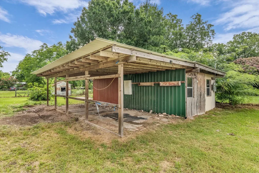 550 Lcr 463 Mexia TX 76667