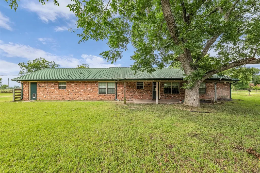 550 Lcr 463 Mexia TX 76667