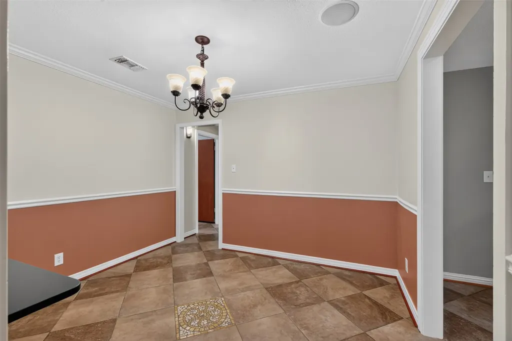 2714 E Cavett Drive Shreveport LA 71104