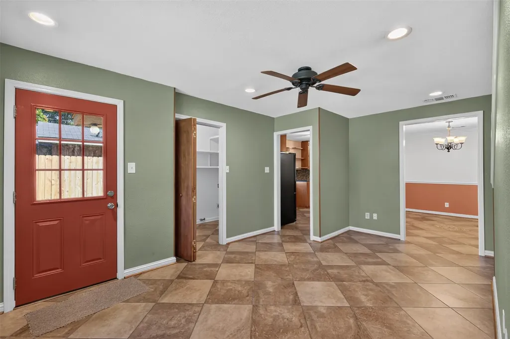 2714 E Cavett Drive Shreveport LA 71104