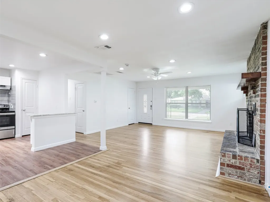 7301 Turner Terrace North Richland Hills TX 76180