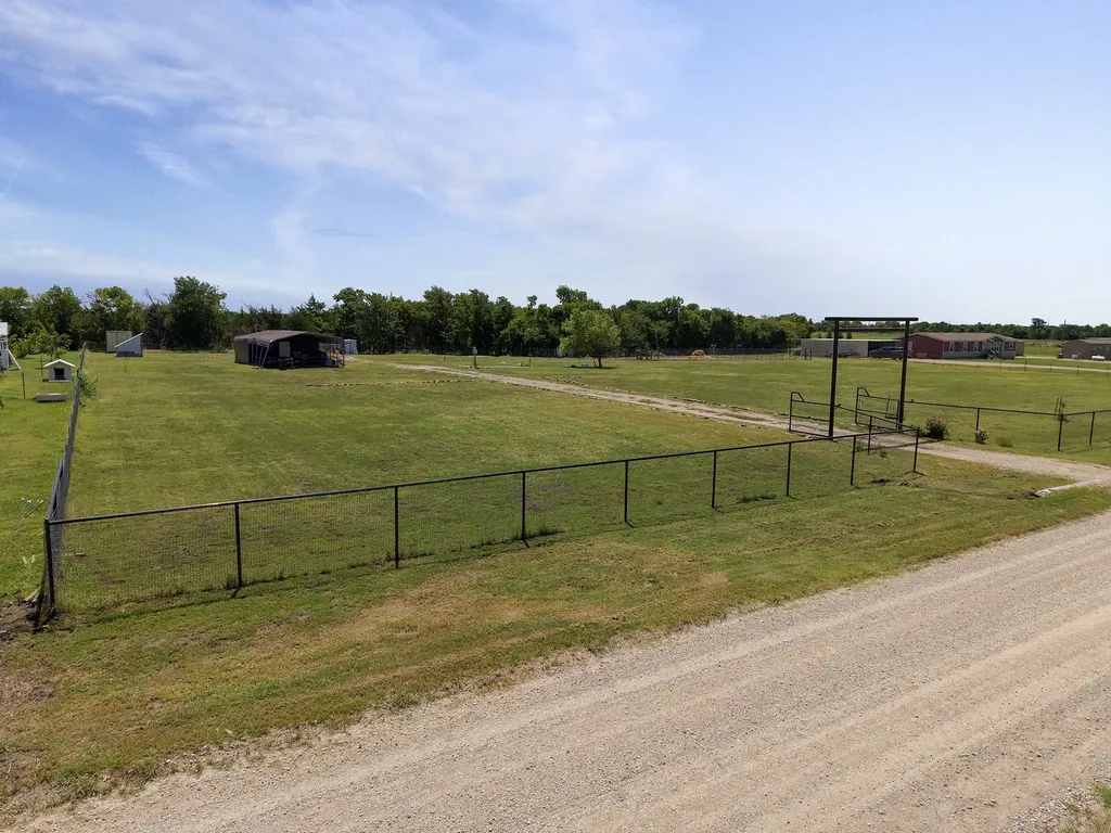 1843 County Road 2140 Caddo Mills TX 75135