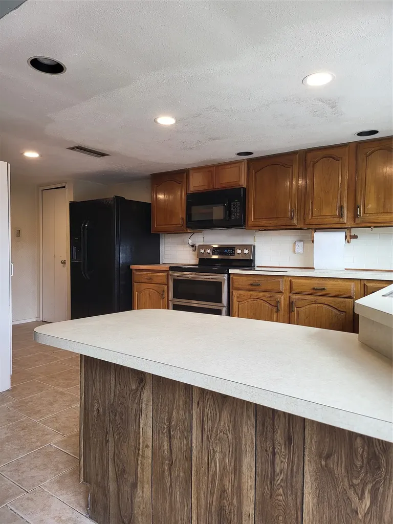 3020 Rockett Drive Carrollton TX 75007