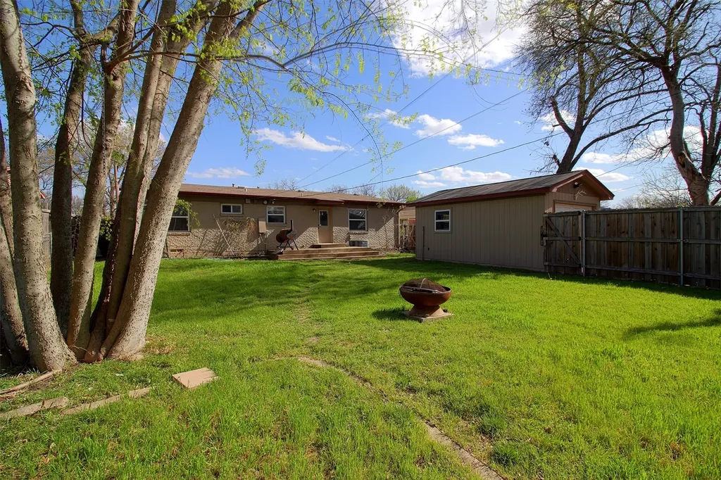 10849 Cotillion Drive Dallas TX 75228