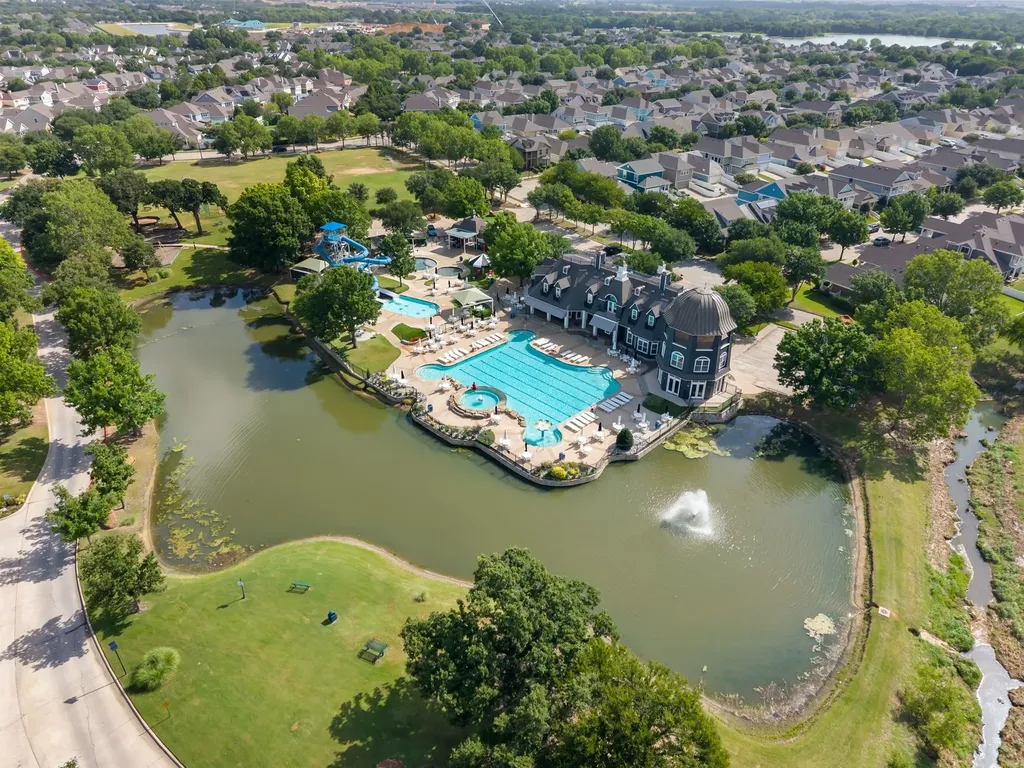 9918 Maple Drive Providence Village TX 76227