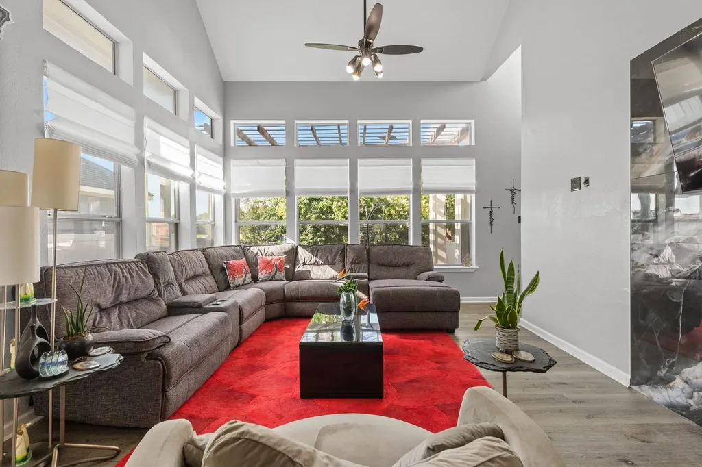 9918 Maple Drive Providence Village TX 76227