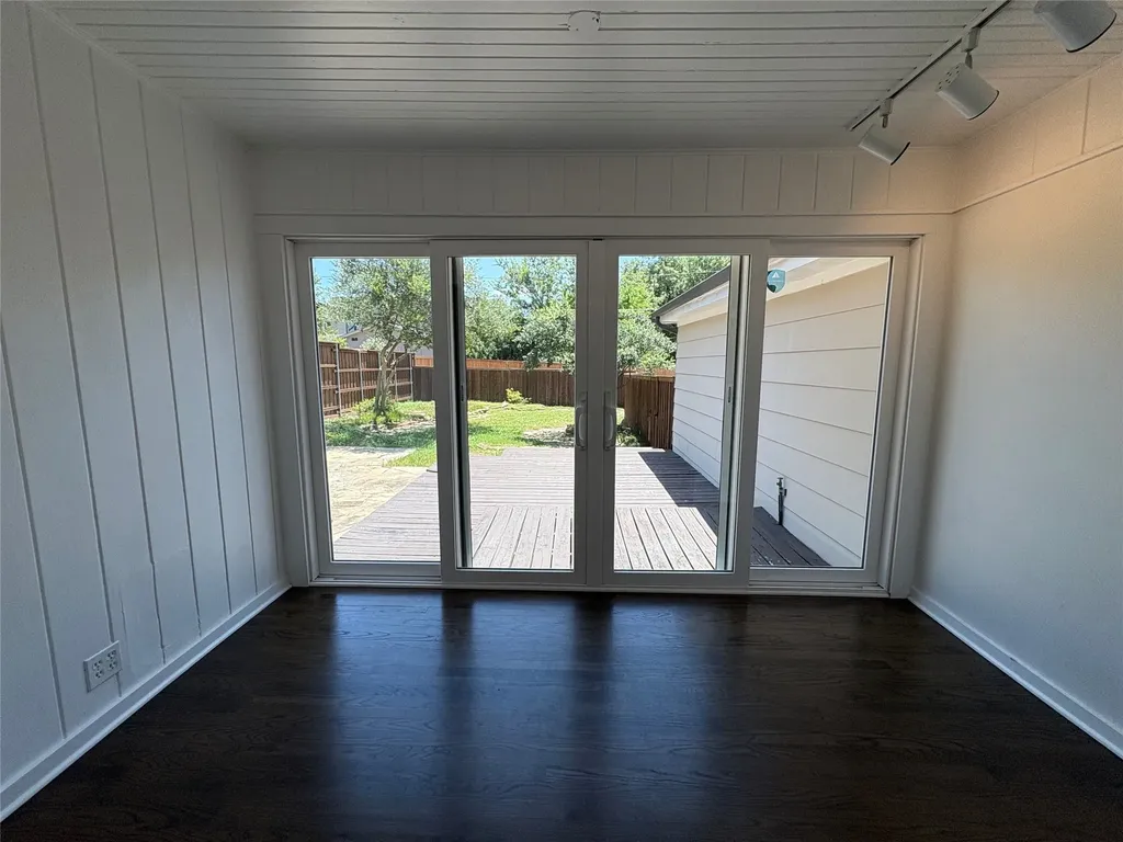 3754 Juniper Drive Dallas TX 75220