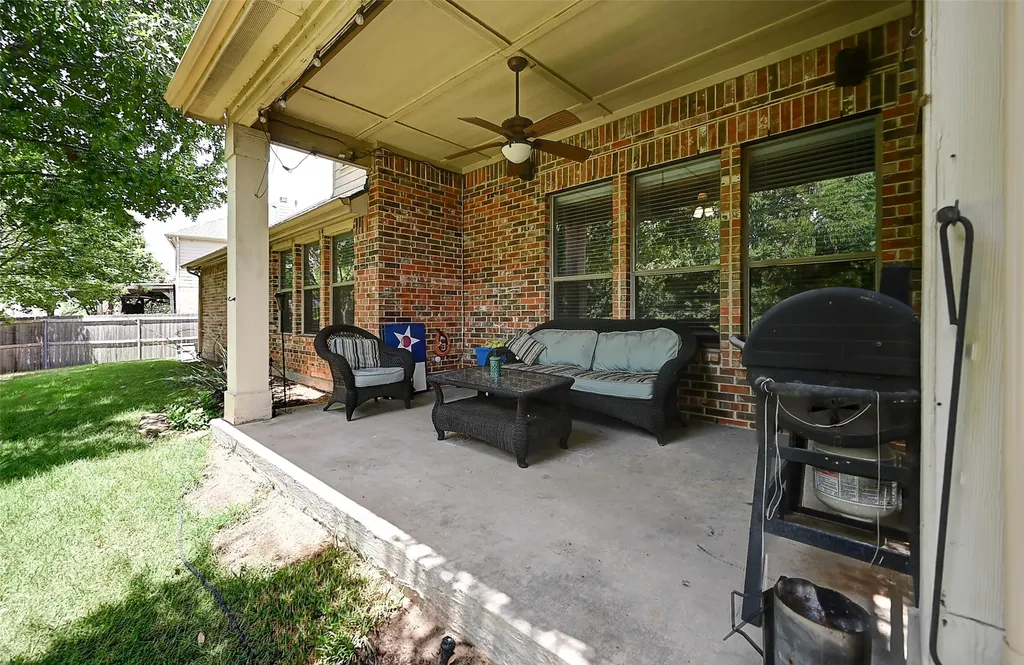 386 Phillips Court Fate TX 75087