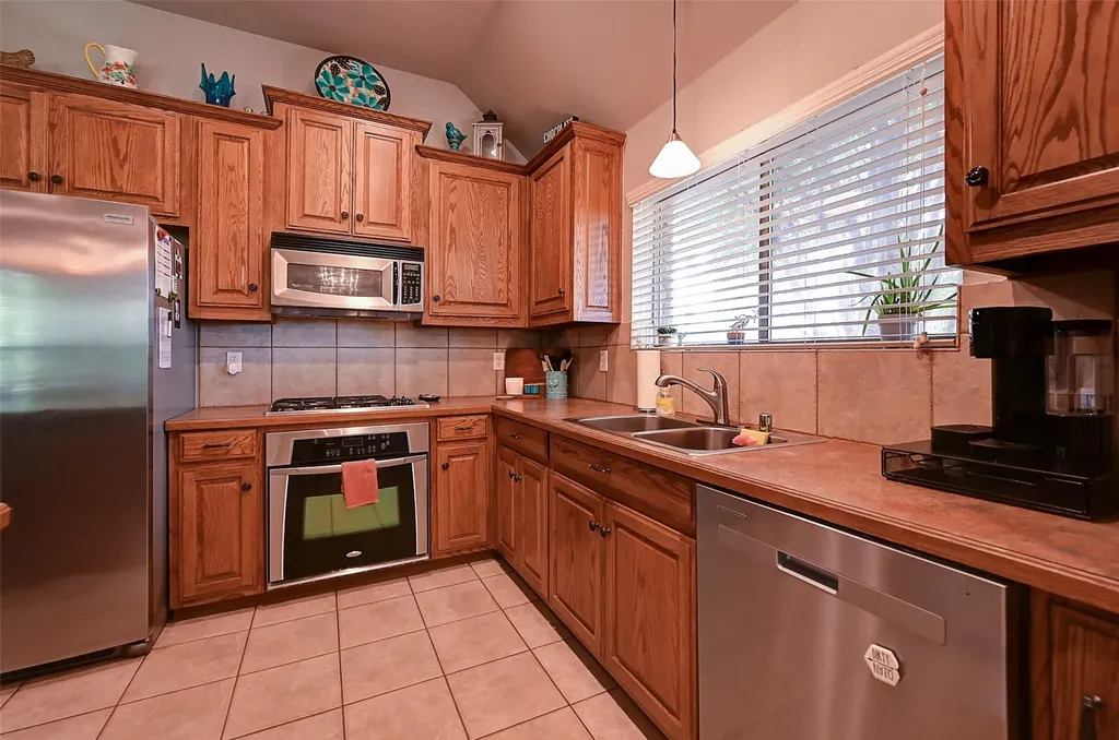 386 Phillips Court Fate TX 75087