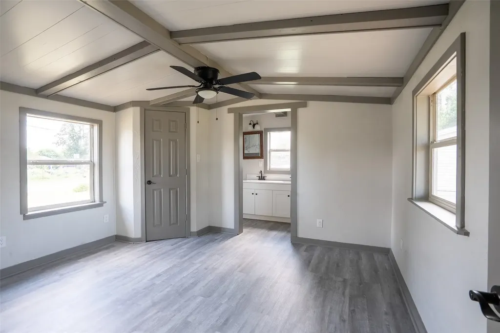 7058 Cimmaron Trail Weatherford TX 76087