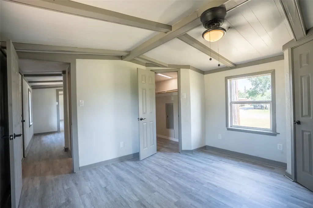 7058 Cimmaron Trail Weatherford TX 76087