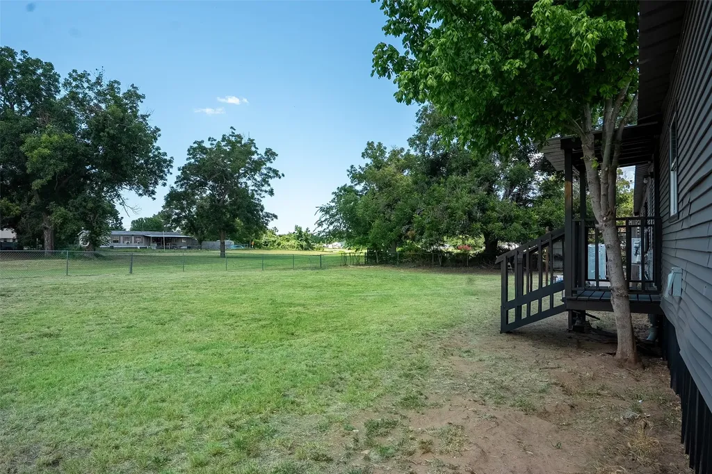 7058 Cimmaron Trail Weatherford TX 76087