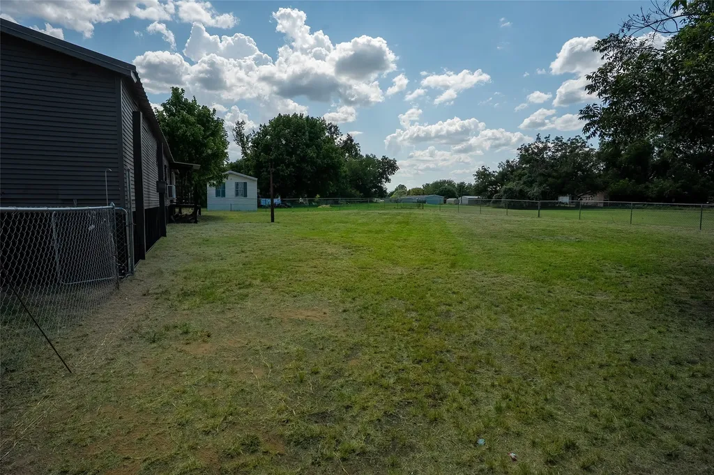 7058 Cimmaron Trail Weatherford TX 76087