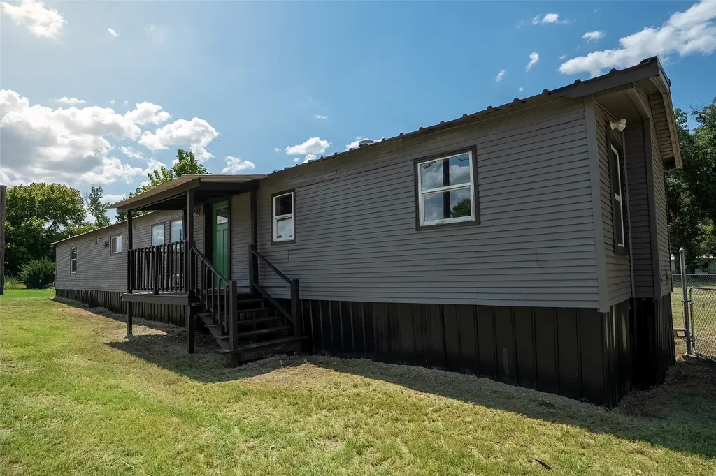 7058 Cimmaron Trail Weatherford TX 76087