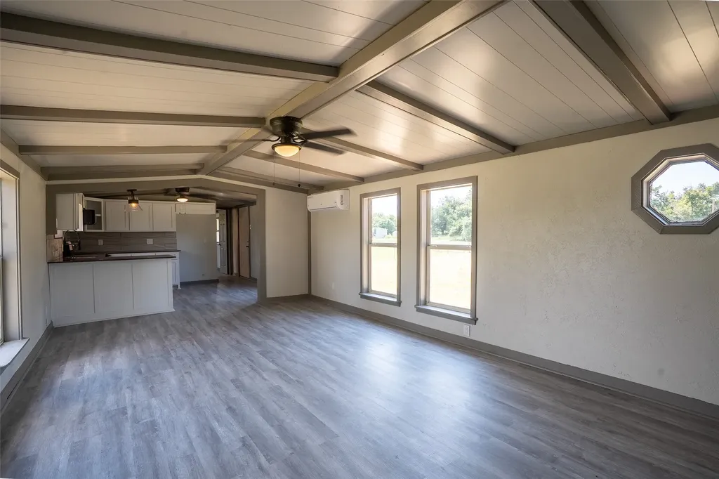 7058 Cimmaron Trail Weatherford TX 76087