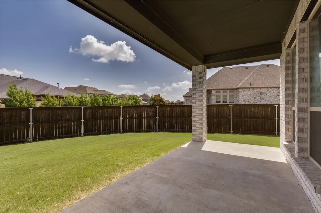 12464 Lost Valley Drive Frisco TX 75035