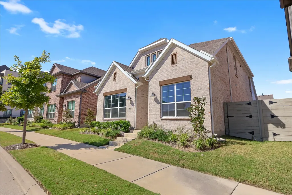 3313 The Commons Parkway Sachse TX 75048