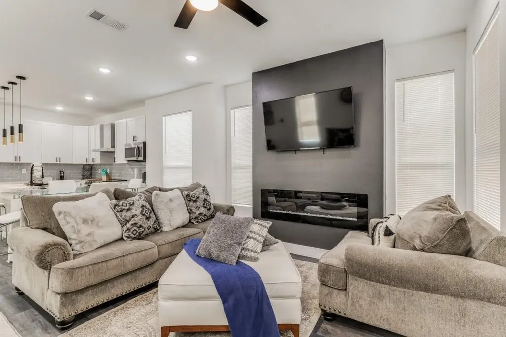 2214 Dyson Street Dallas TX 75215