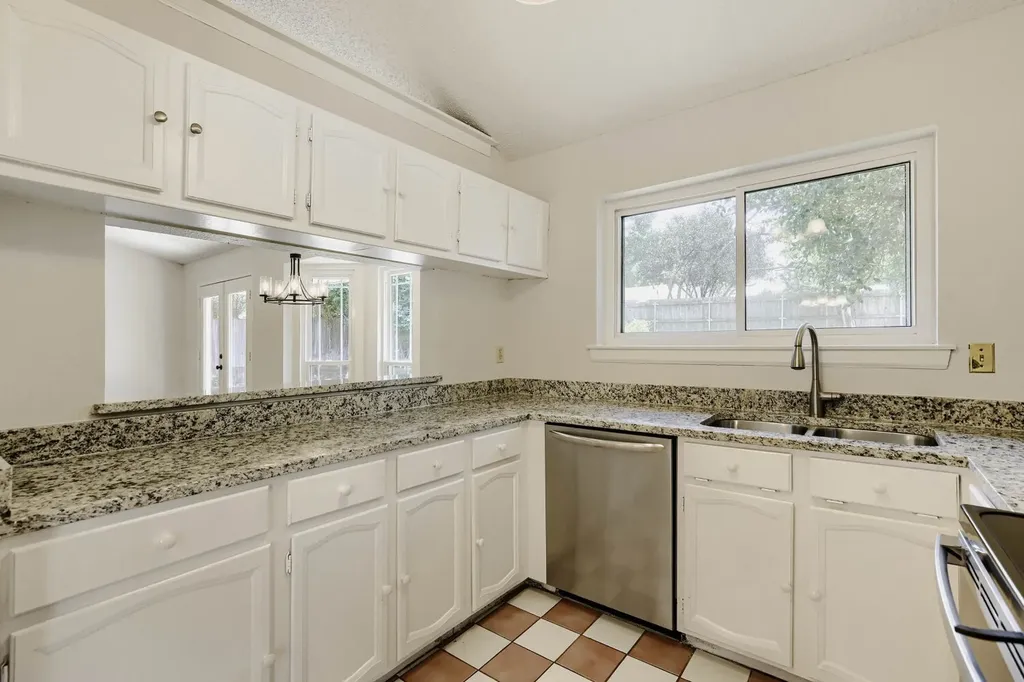 314 Sandlewood Lane Euless TX 76039
