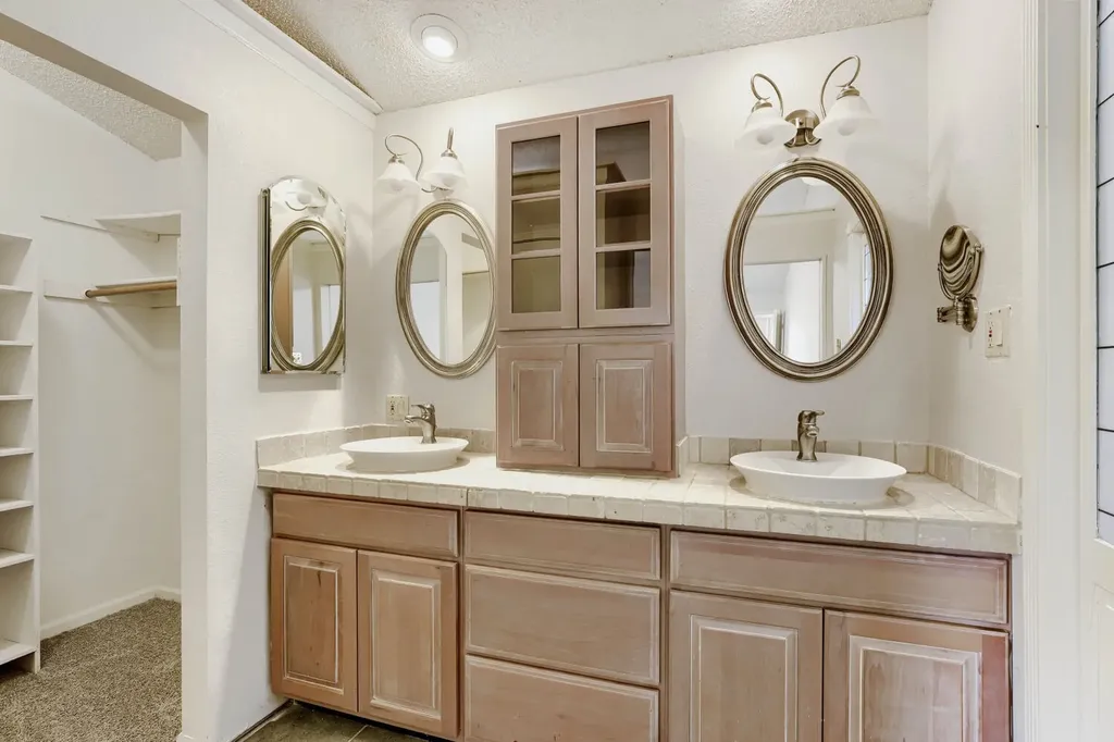 314 Sandlewood Lane Euless TX 76039