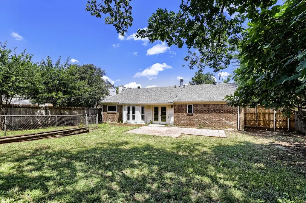 314 Sandlewood Lane Euless TX 76039