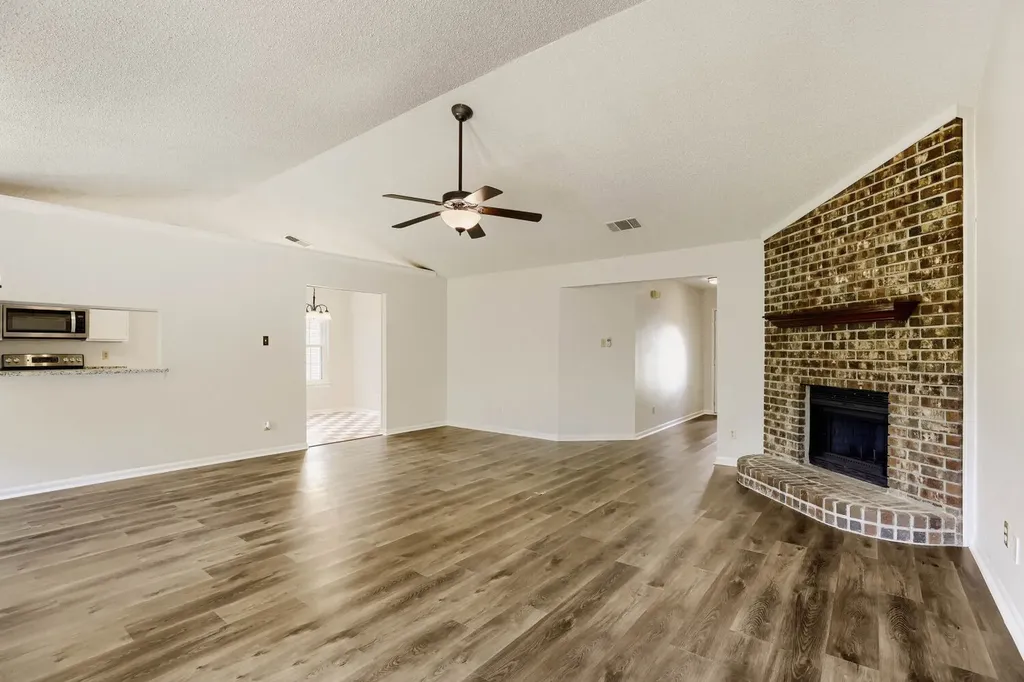 314 Sandlewood Lane Euless TX 76039