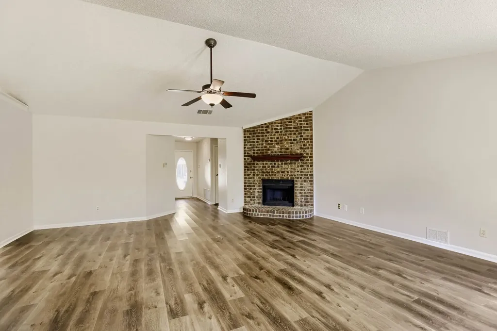 314 Sandlewood Lane Euless TX 76039
