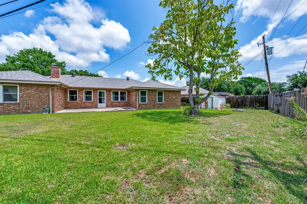 5605 Jamaica Circle North Richland Hills TX 76180