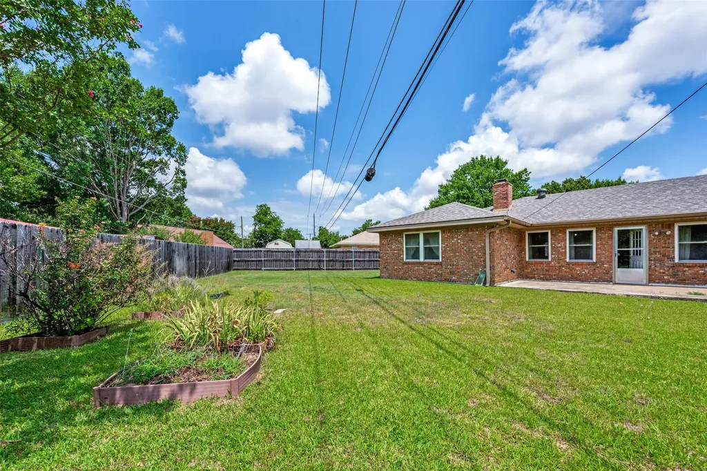 5605 Jamaica Circle North Richland Hills TX 76180