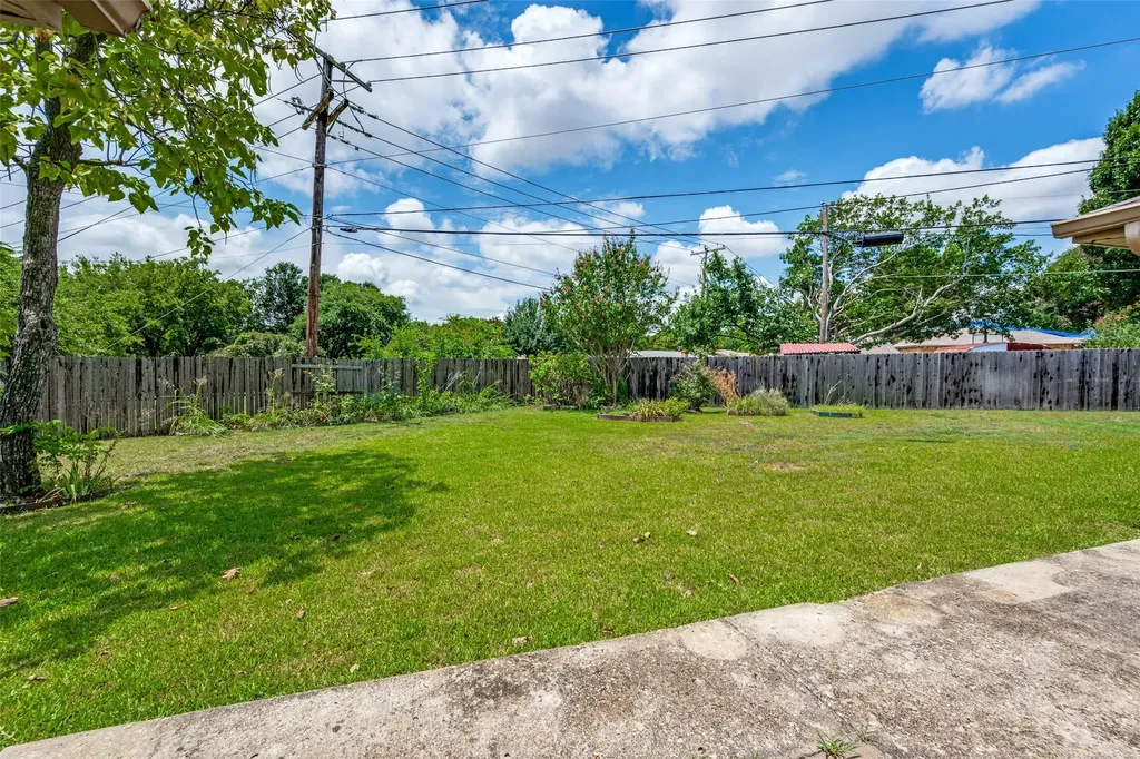 5605 Jamaica Circle North Richland Hills TX 76180