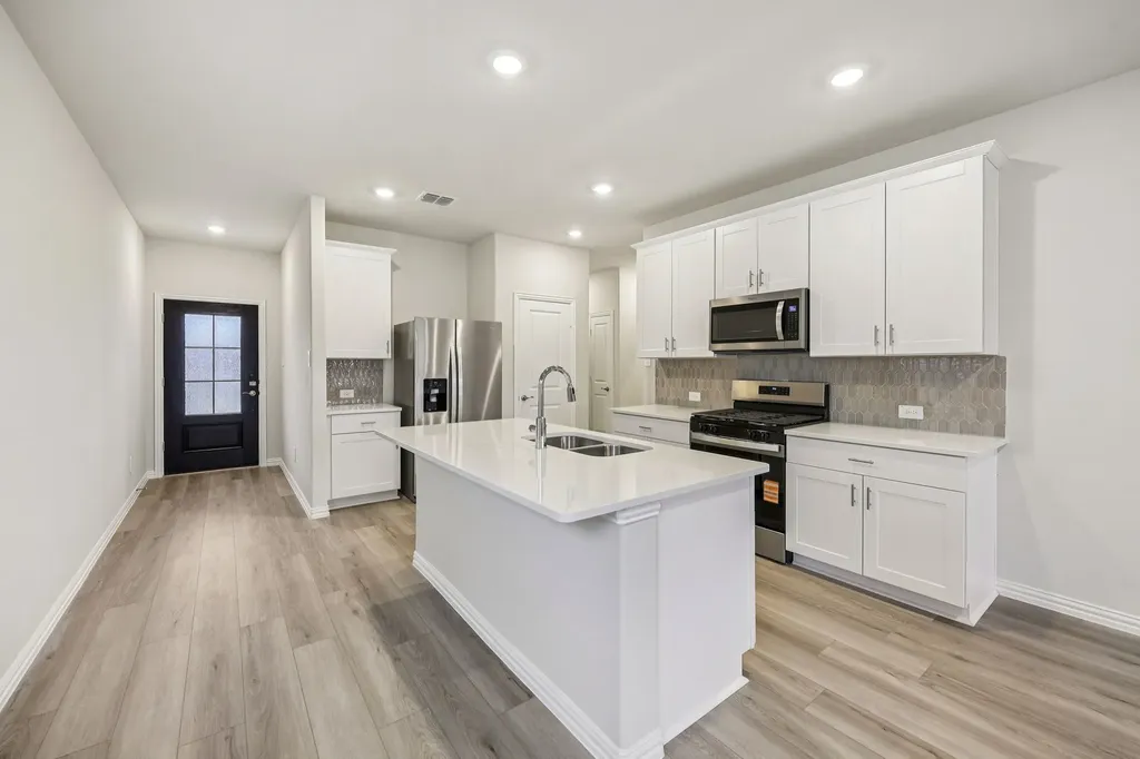 2003 Rannoch Street Sherman TX 75092
