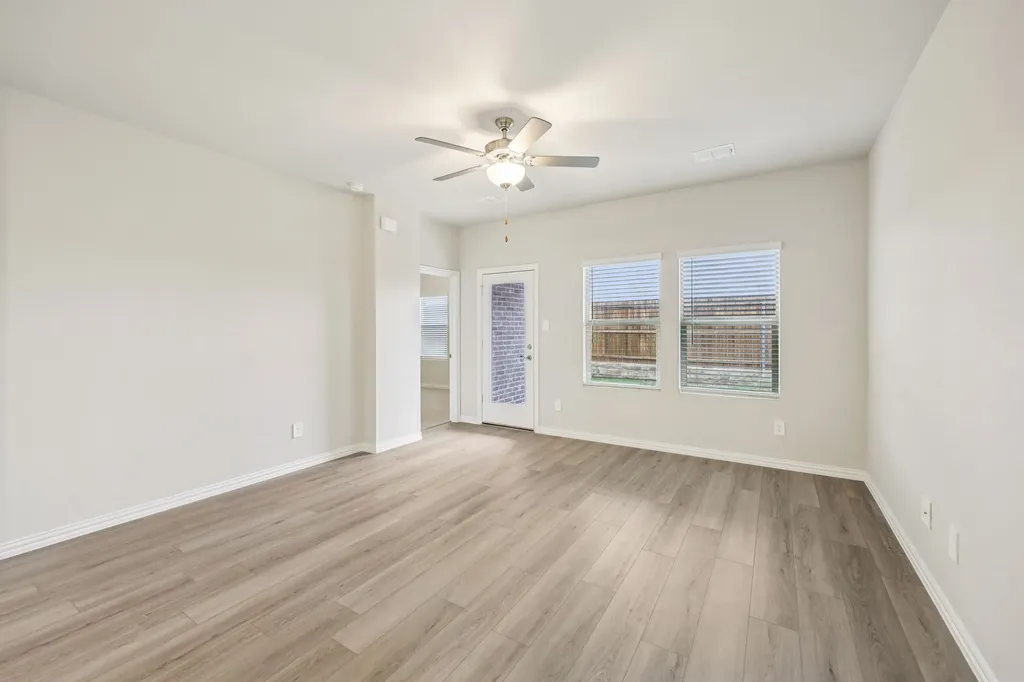 2003 Rannoch Street Sherman TX 75092