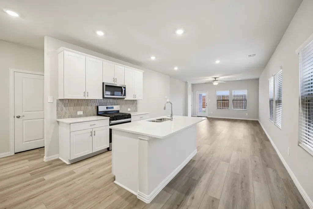 2003 Rannoch Street Sherman TX 75092