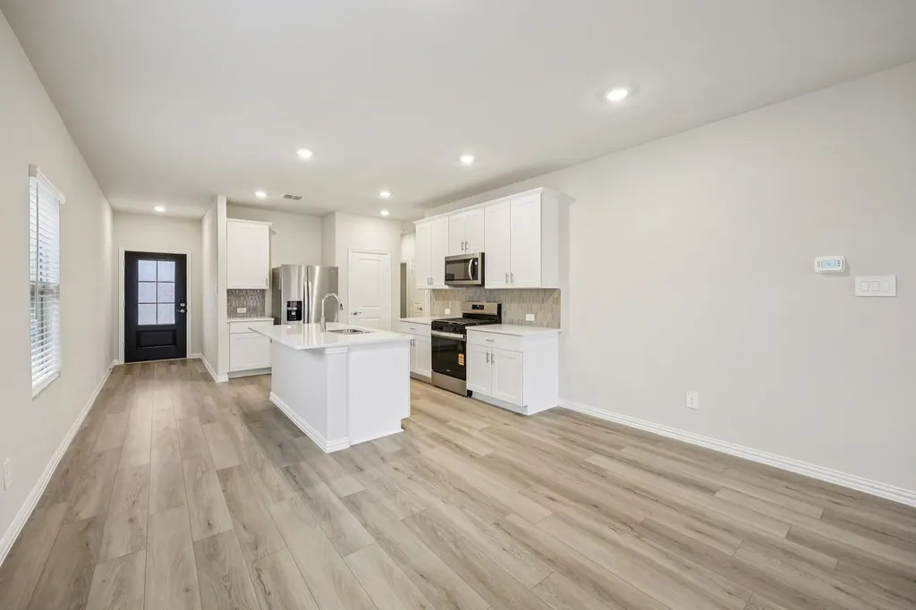2003 Rannoch Street Sherman TX 75092