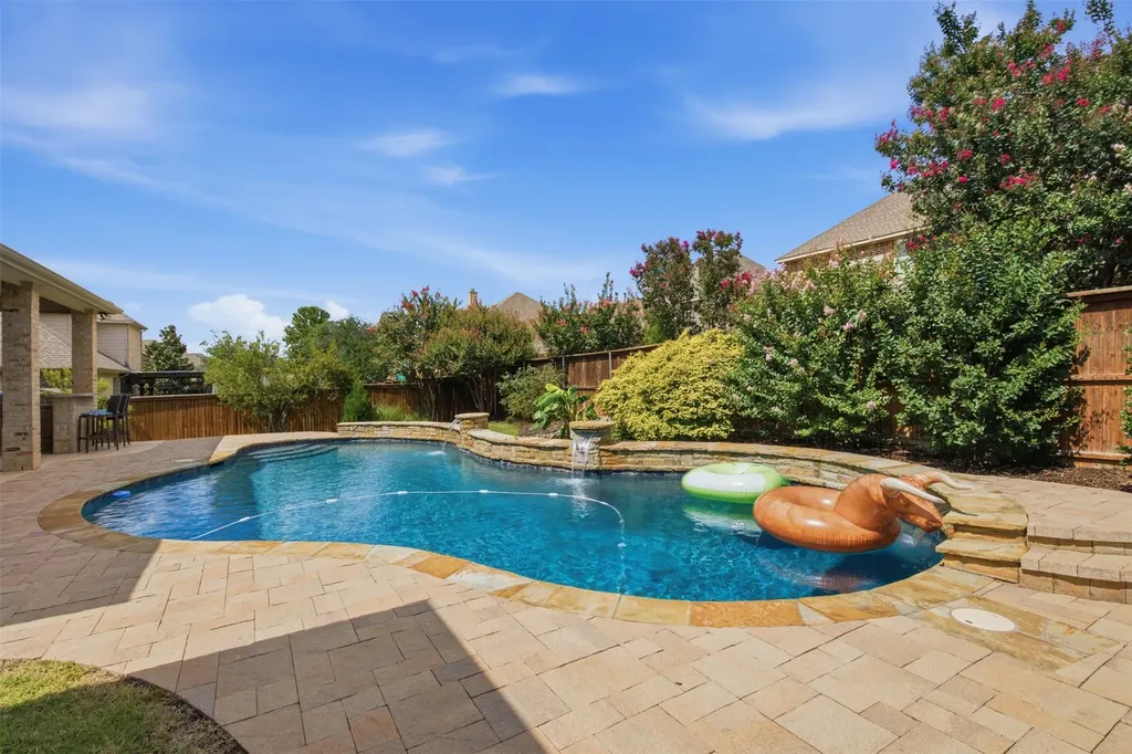 9155 Parson Drive Lantana TX 76226