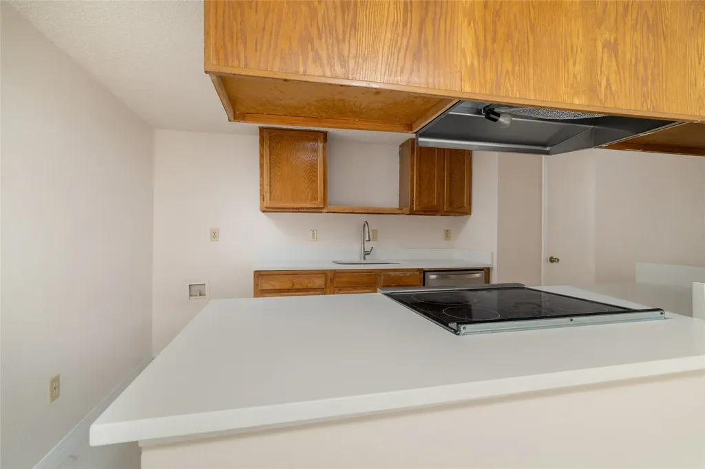 6410 Springfield Drive Arlington TX 76016
